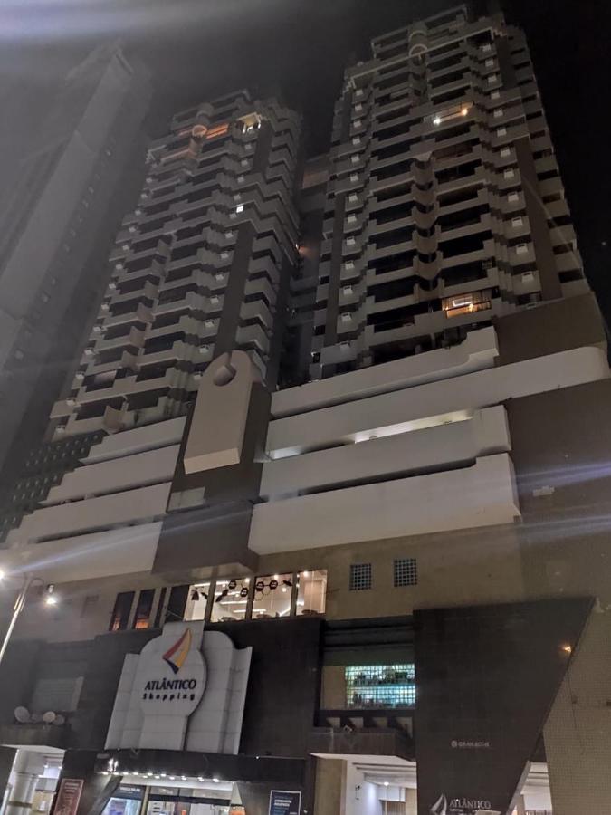 Apto A 30M Da Praia Sobre Shopping Atlantico Balneário Camboriú Kültér fotó